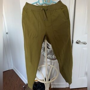 lululemon athletica Men's Khaki Joggers